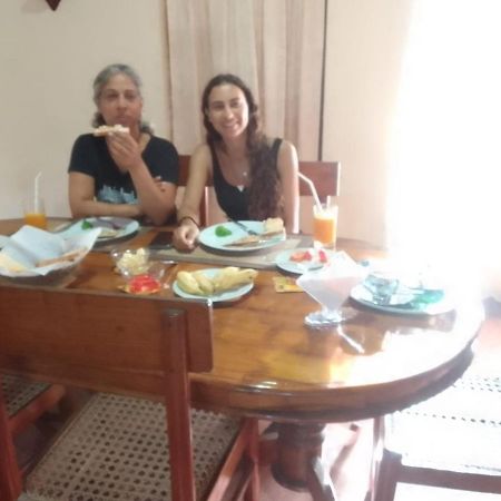 Mama'S Hostel By Taprobane Negombo Luaran gambar