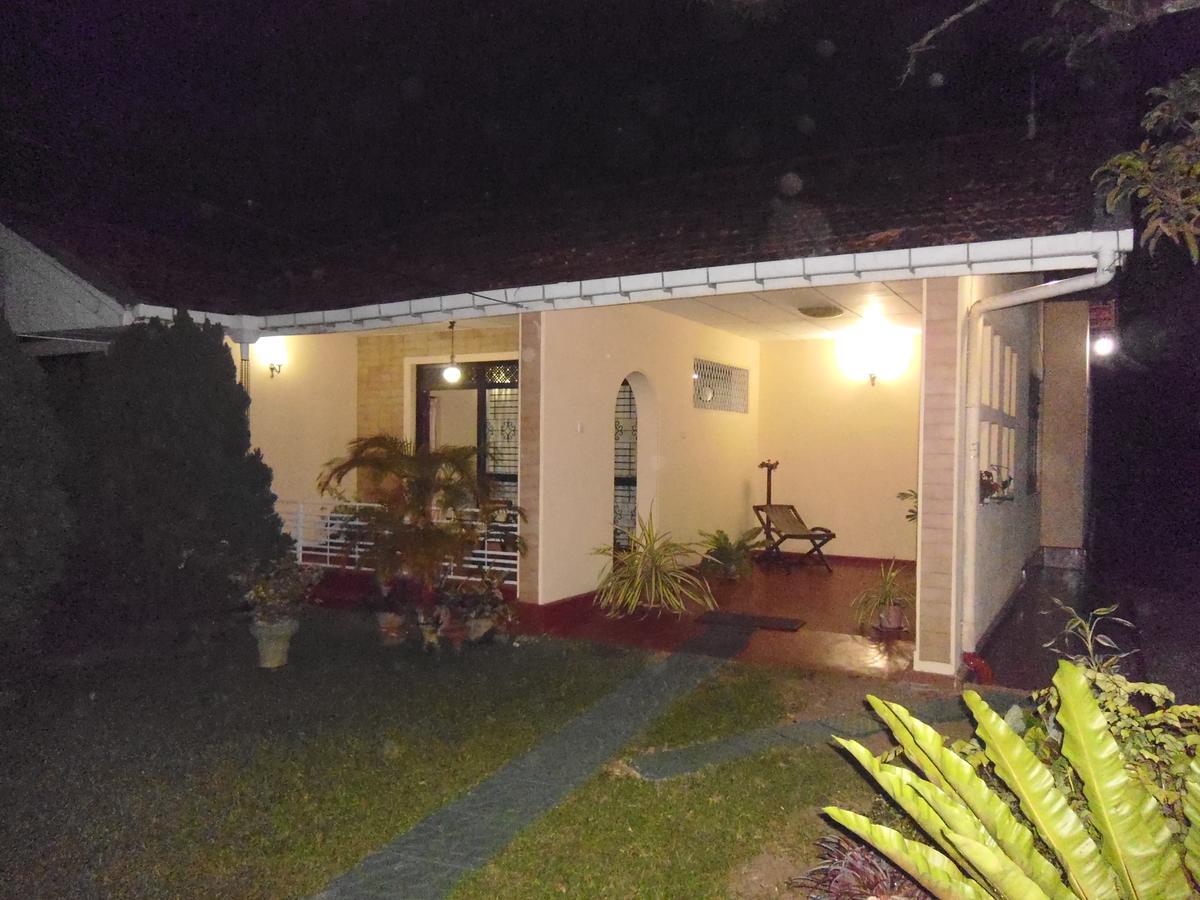 Mama'S Hostel By Taprobane Negombo Luaran gambar