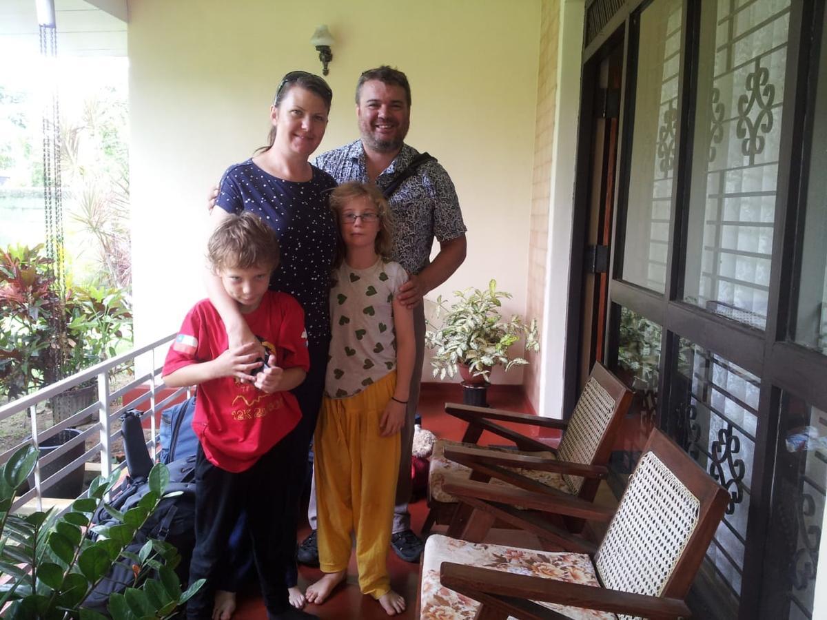 Mama'S Hostel By Taprobane Negombo Luaran gambar